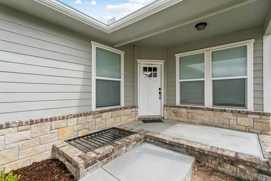 331 N 127th St. E Bldg #42/506, Wichita, KS 67206 - #3