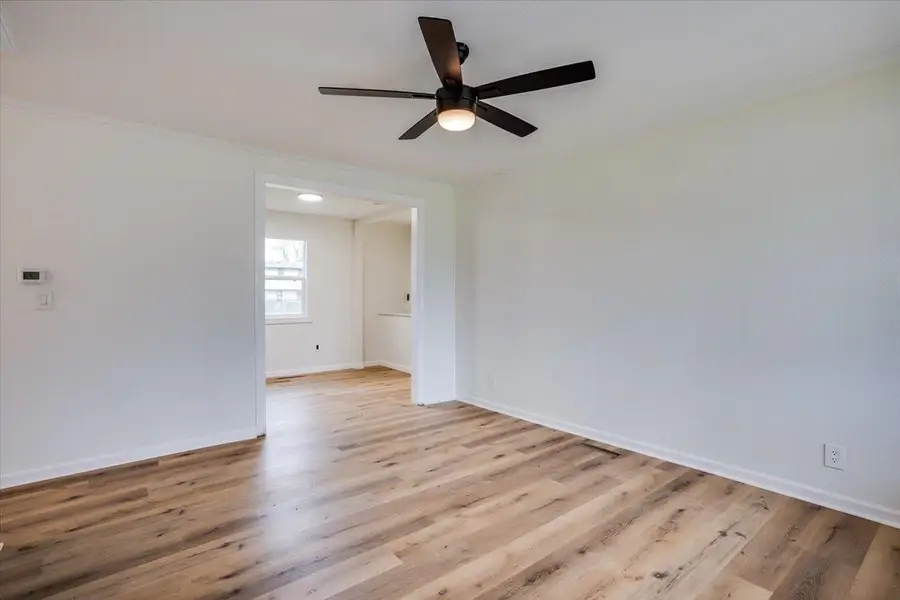 221 Western Ave, Haysville, KS 67060 - #3