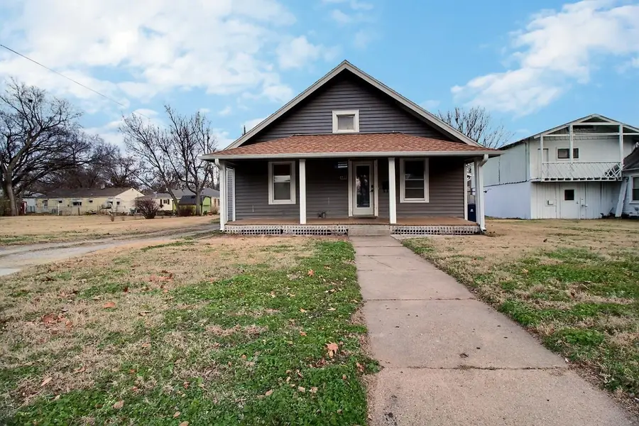 508 N Logan St., Newton, KS 67114 - #2