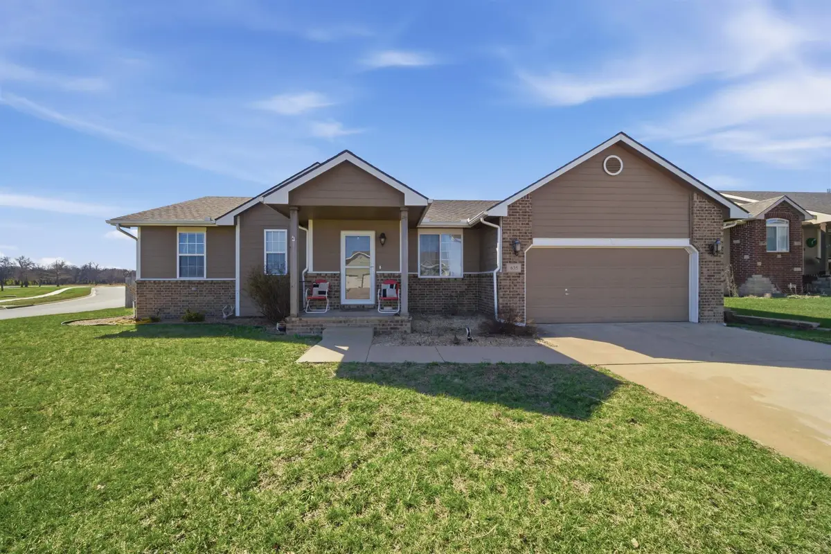 635 Prairie Parkway Ct, Benton, KS 67017 - #1