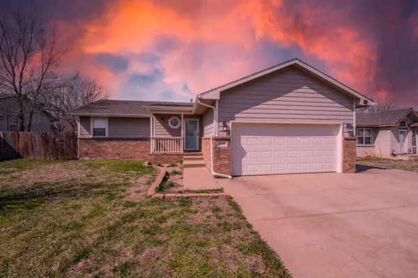 1909 S Shiloh, Wichita, KS 67207