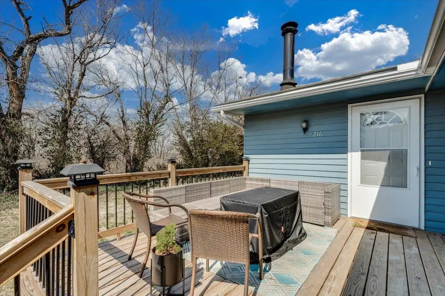 216 N 2nd St, Towanda, KS 67144 - #3