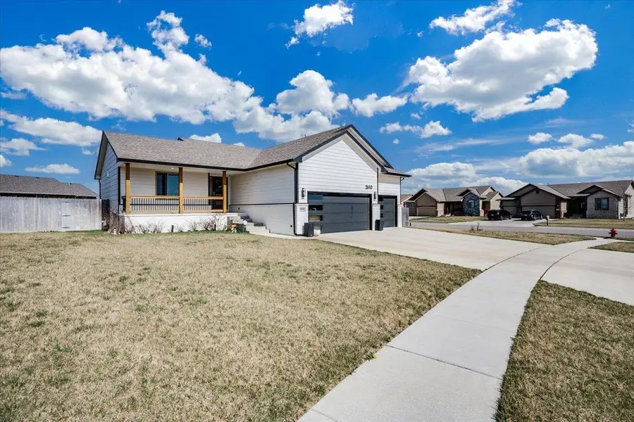 2610 E New Spring Ct, Derby, KS 67037 - #2