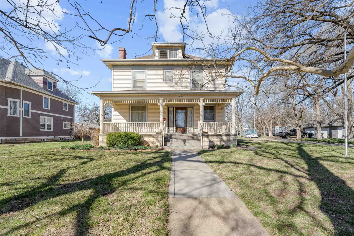 429 N 3rd St., Lindsborg, KS 67456 - #1