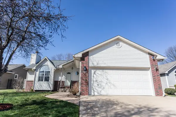 2419 N Crestline St, Wichita, KS 67205