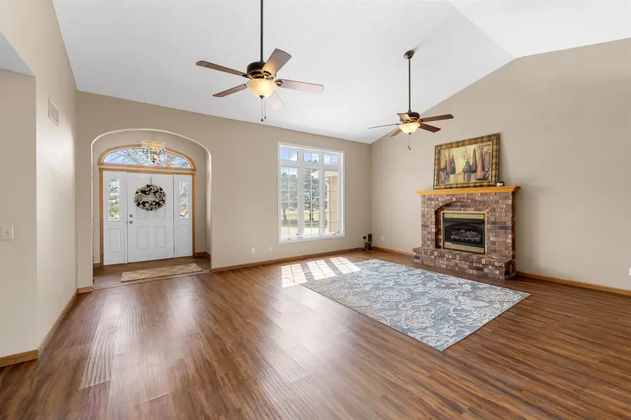 220 Prairie Ridge Rd., Salina, KS 67401 - #3