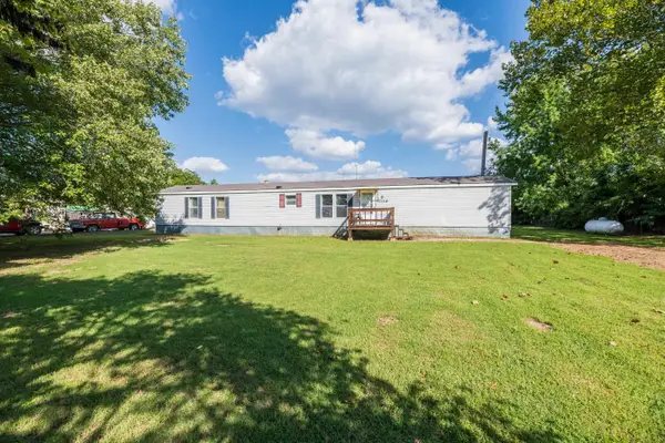 7116 S Green St, Wichita, KS 67216