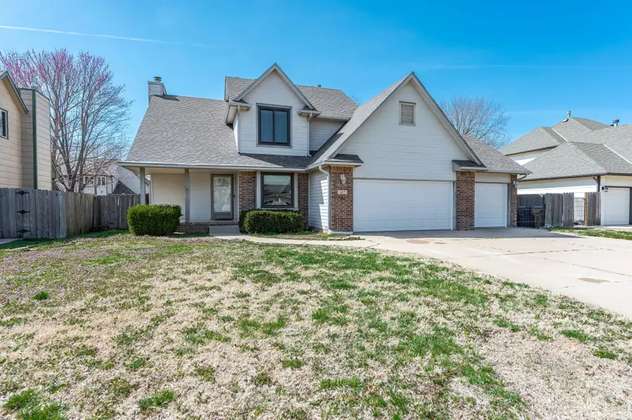 127 S Springwood, Derby, KS 67037 - #3