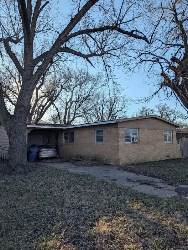 6027 N East Park View St, Park City, KS 67219