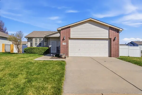 1551 N Thoroughbred Court, Wichita, KS 67235