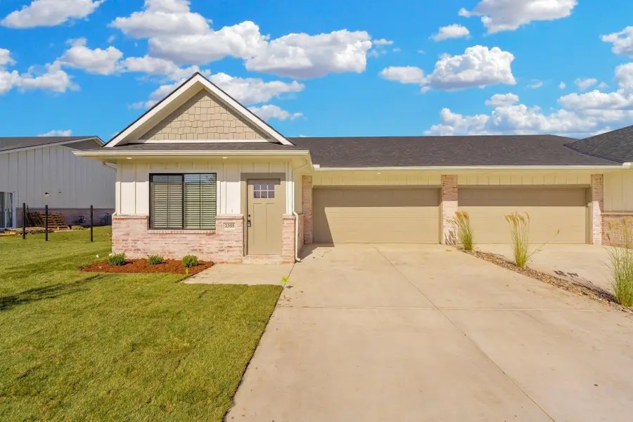 2405 S Taiga St, Goddard, KS 67052 - #3
