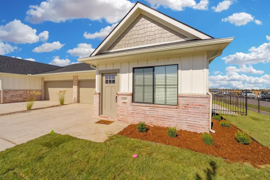 2417 S Taiga St, Goddard, KS 67052 - #3