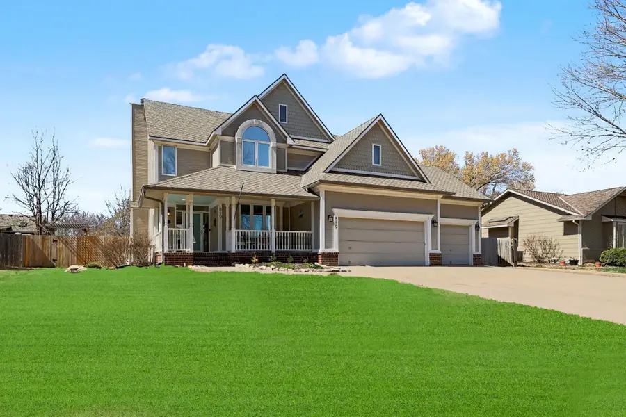 819 S Whippoorwill Rd, Derby, KS 67037 - #3