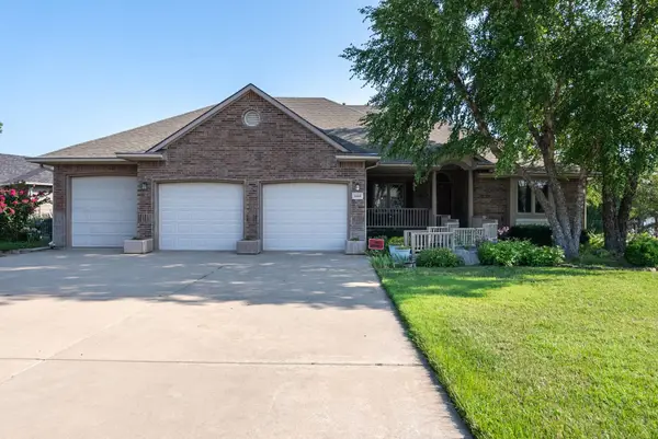 1660 E Kay St, Derby, KS 67037