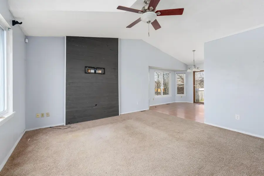 222 S Sunflower St, Rose Hill, KS 67133-9707 - #3