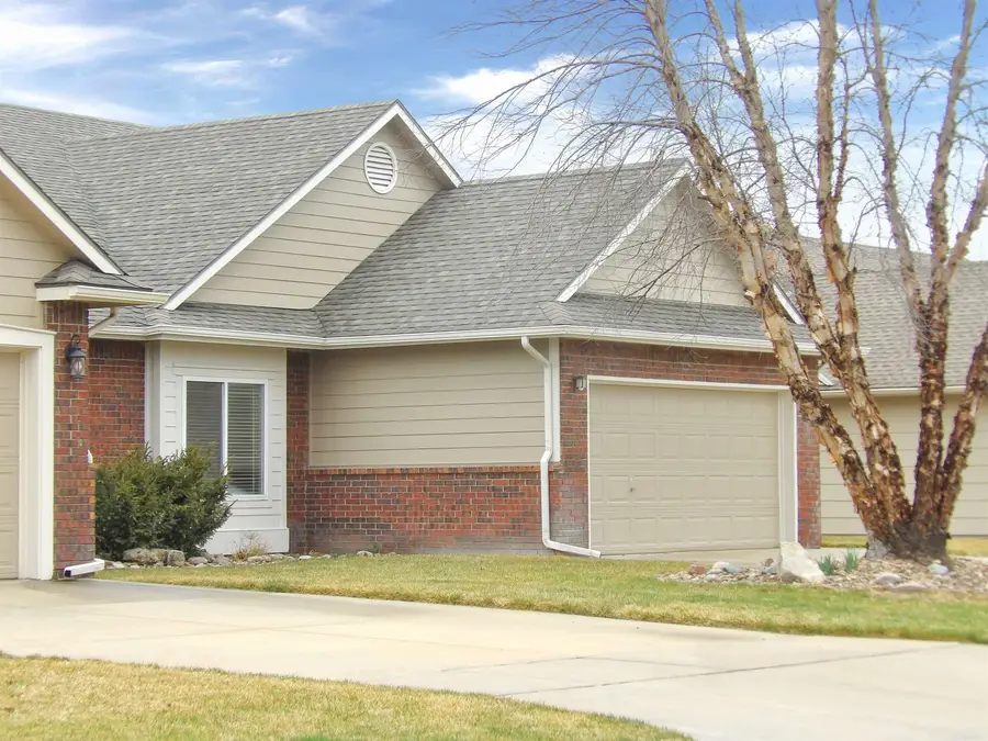 3121 W Westwind Bay, Wichita, KS 67205 - #2