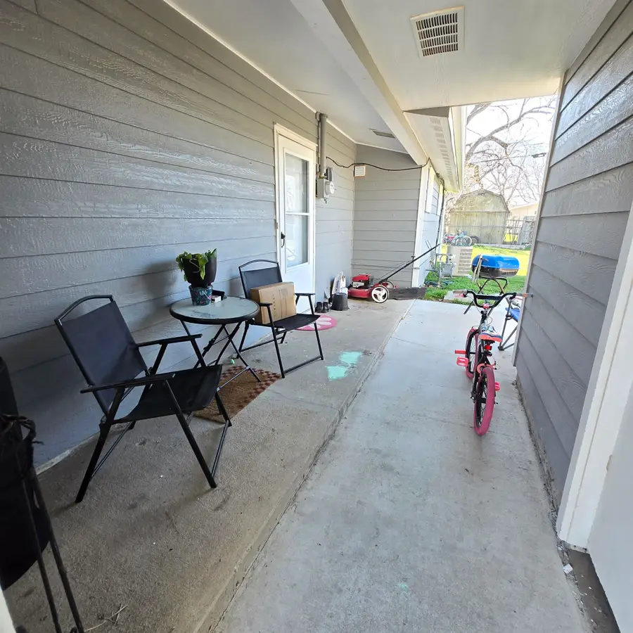 147-149 Hoover Ct, Salina, KS 67401 - #3