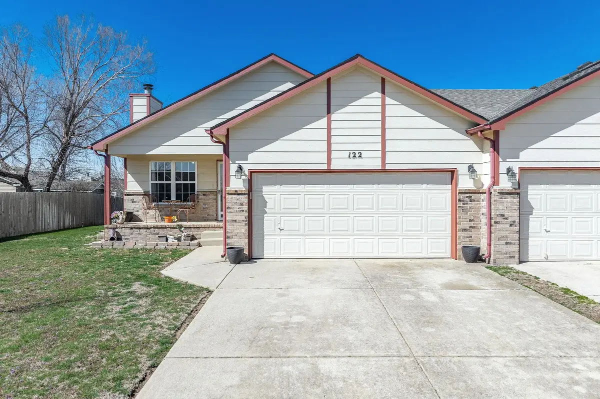 122 E Eagle Watch St, Mulvane, KS 67110 - #1
