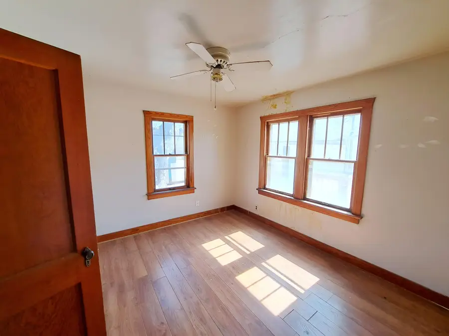 323 S Lucy St, McPherson, KS 67460 - #3