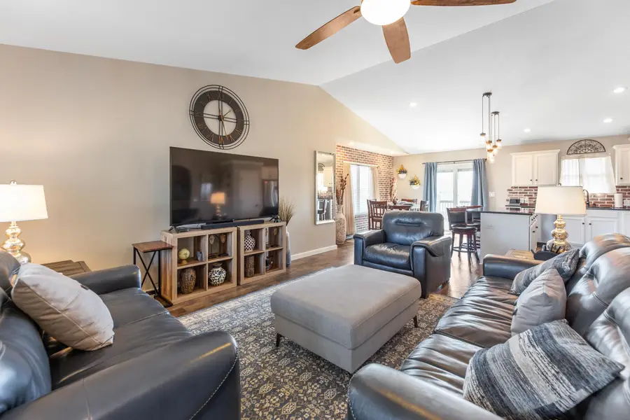 1202 N Oak St, Goddard, KS 67052 - #3