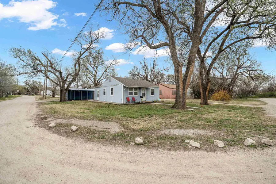 1858 N Pennsylvania Ave, Wichita, KS 67214 - #3