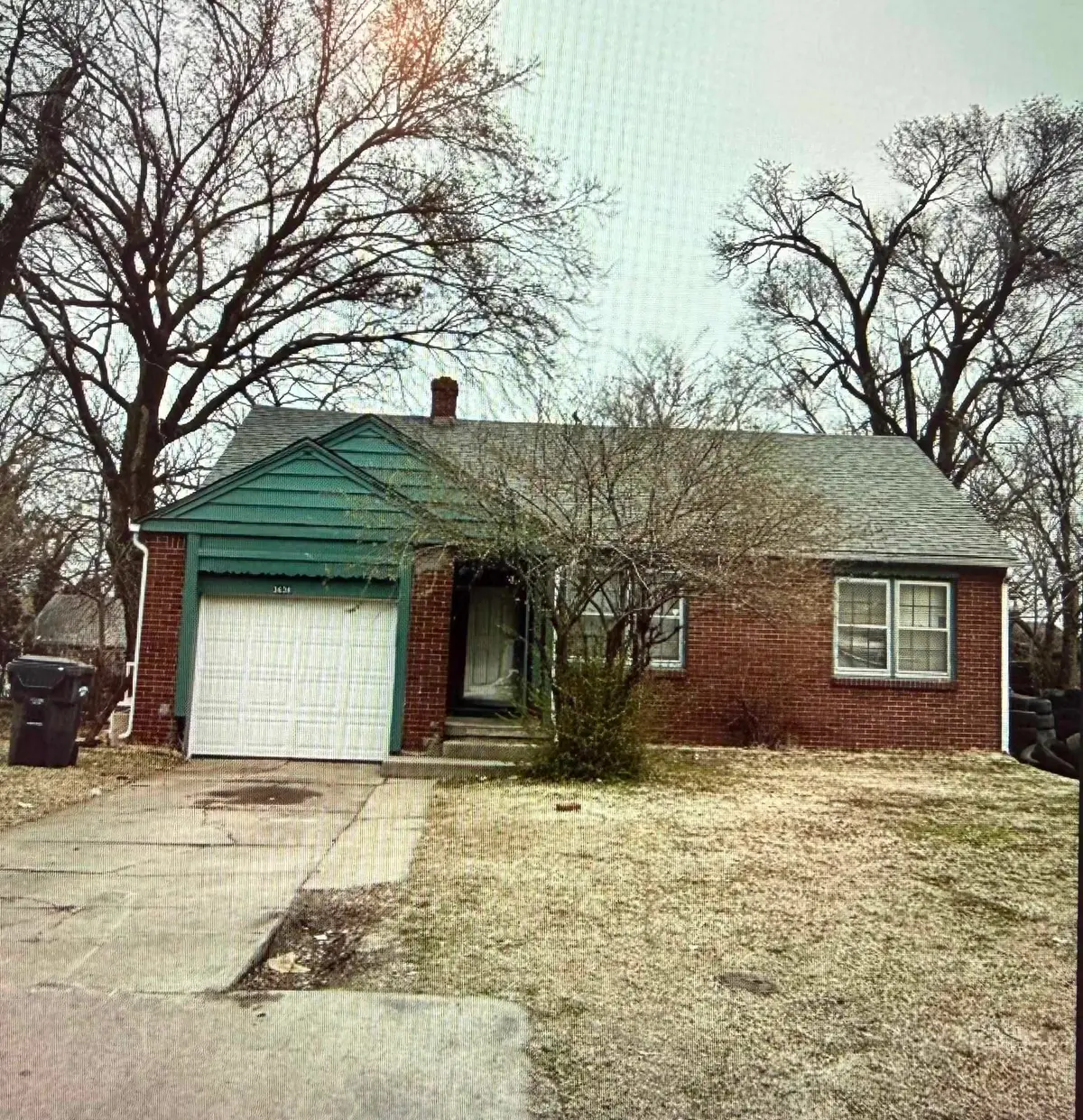 3638 Oneida St, Wichita, KS 67208-2941 - #1