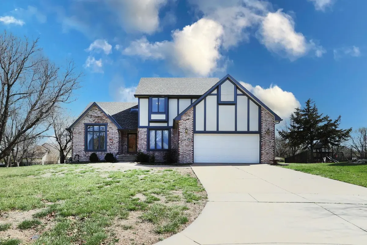 2544 N Fox Run Ct, Wichita, KS 67226 - #1