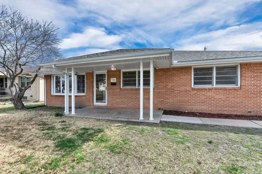 708 S Fabrique Dr, Wichita, KS 67218 - #2