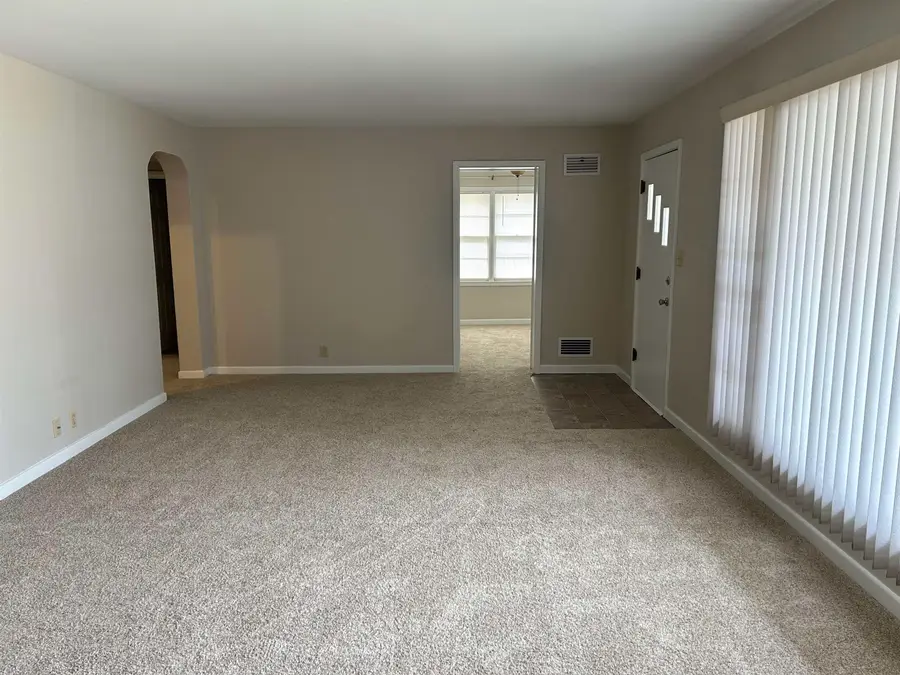 1304 Cherry, Winfield, KS 67156 - #2