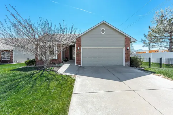 3251 N Westwind Bay St, Wichita, KS 67205