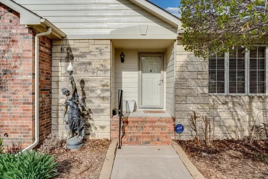 249 S Maple Dunes Ct, Wichita, KS 67235 - #3