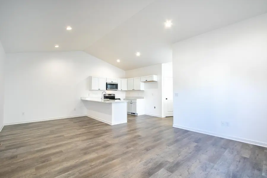 5333 Pinecrest Ct N, Wichita, KS 67220 - #2