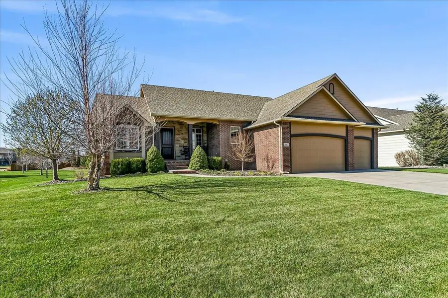 111 N City View St, Wichita, KS 67235 - #2