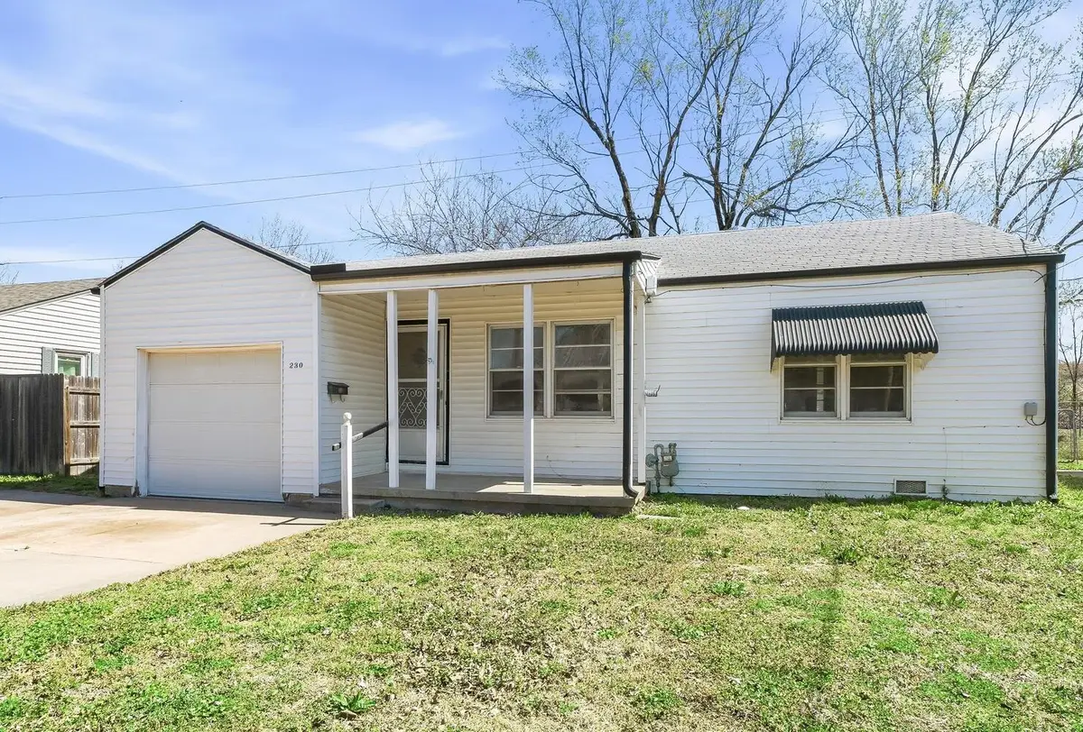 230 Turkle Ave, Haysville, KS 67060 - #1