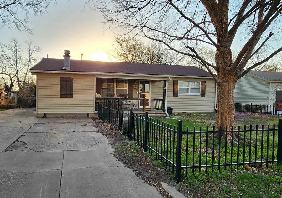 838 N Illinois, Wichita, KS 67203 - #3