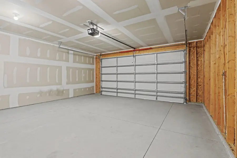 3833-3835 S Bluelake Ct, Wichita, KS 67215 - #2