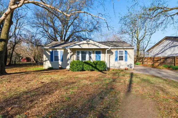 817 N Doris St, Wichita, KS 67212