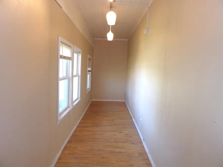 1025 N 10th, Arkansas City, KS 67005 - #3