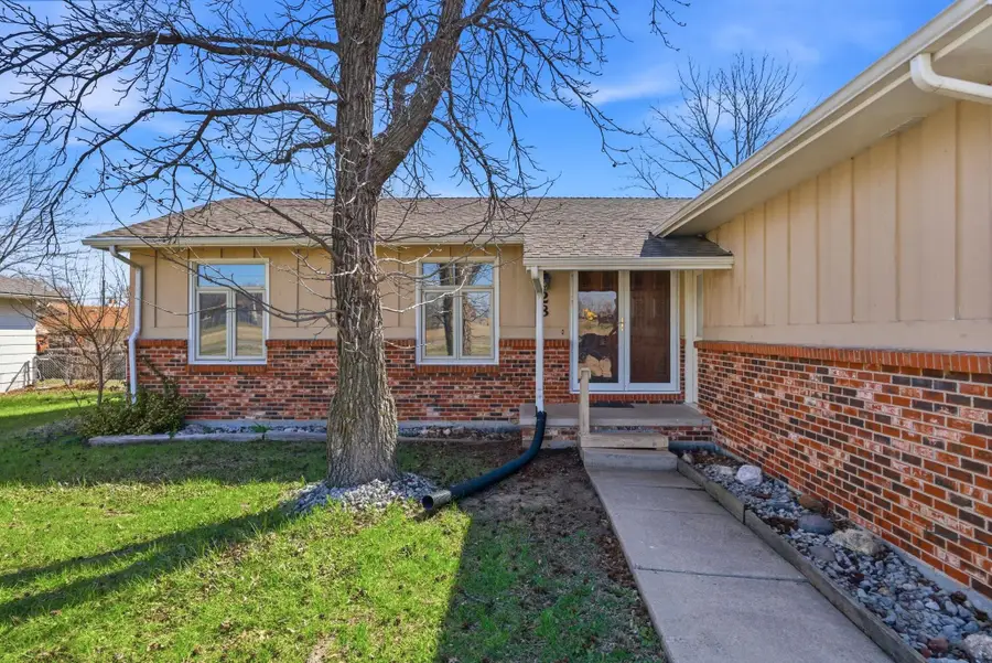 28 Harris, Rose Hill, KS 67133 - #3