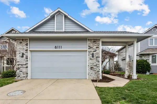 8111 E Windwood Circle, Wichita, KS 67226