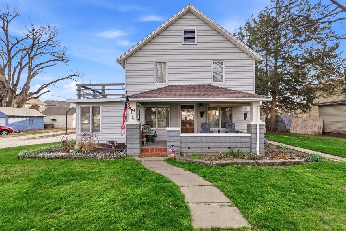 108 S Sedgwick Ave, Haven, KS 67543 - #1