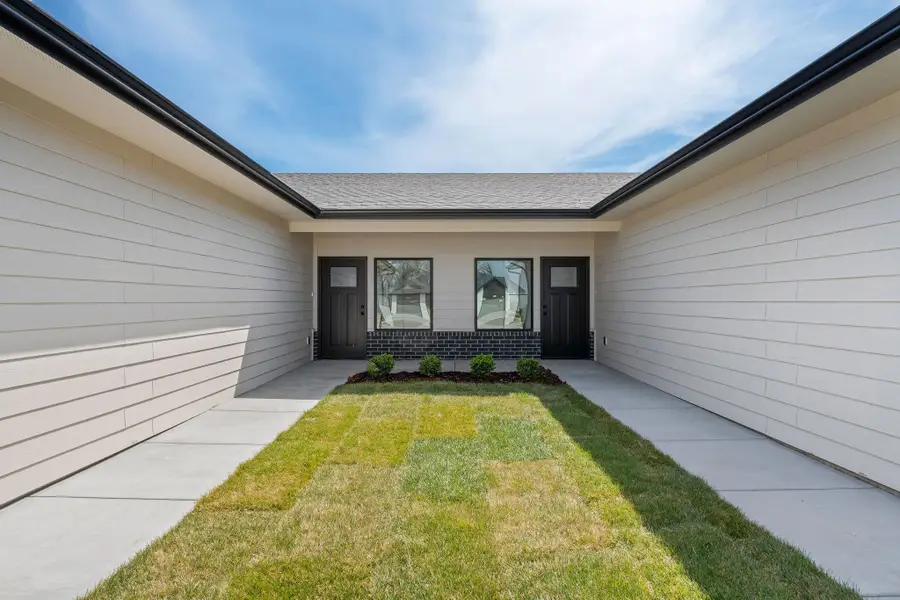 11312 W 35th Cir, Wichita, KS 67215 - #3