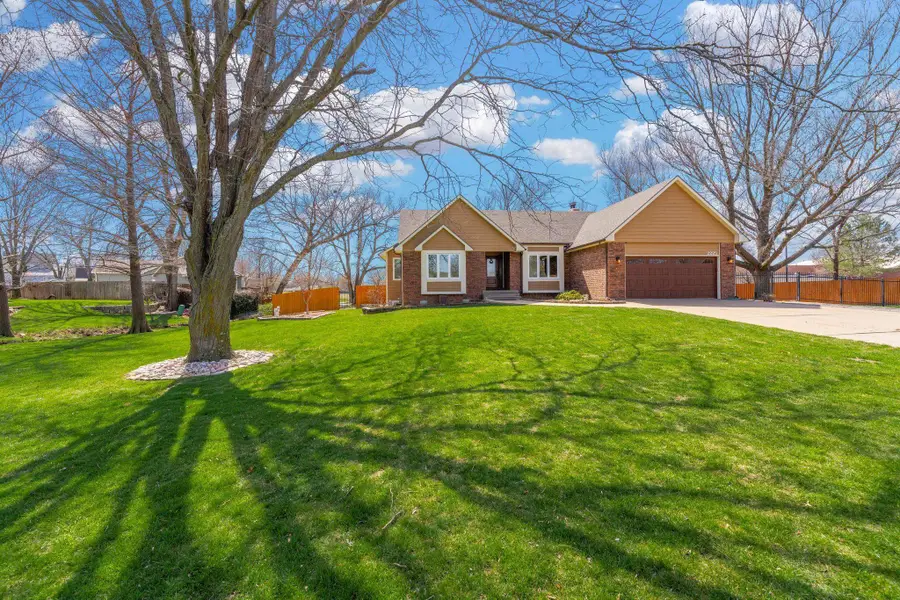 2225 N Gentry Ln, El Dorado, KS 67042 - #3