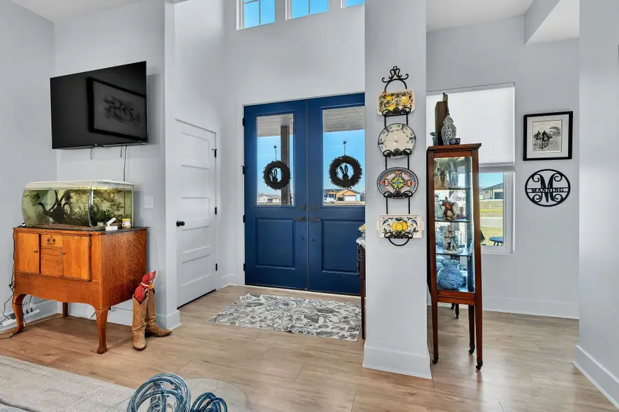 2915 E Sunnyslope, Park City, KS 67219 - #3