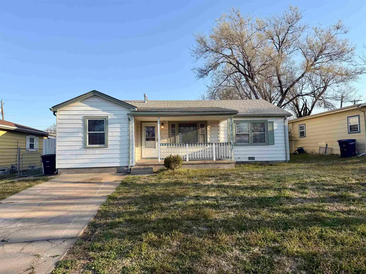1826 W Webb Ave, El Dorado, KS 67042 - #1