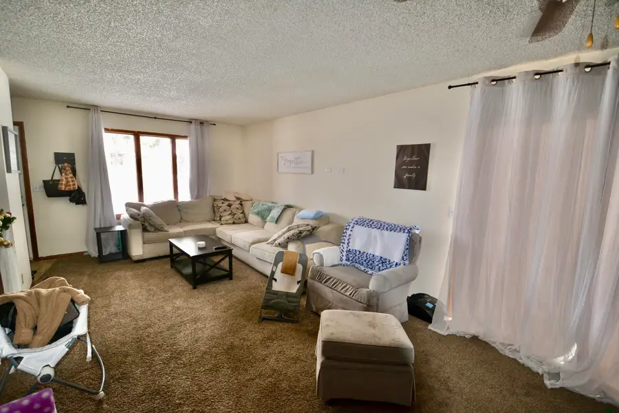 374-376 N Country Acres, Wichita, KS 67212 - #2
