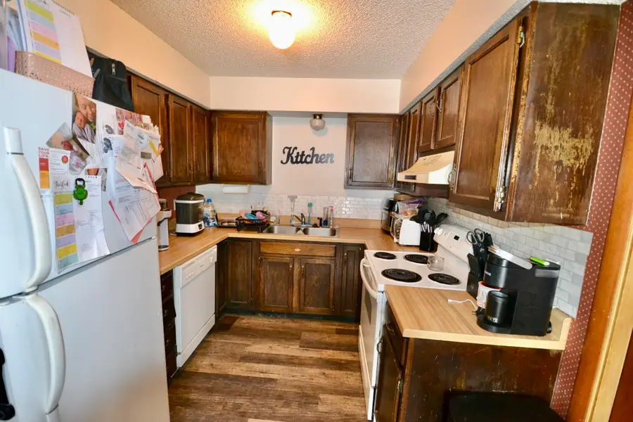 374-376 N Country Acres, Wichita, KS 67212 - #3