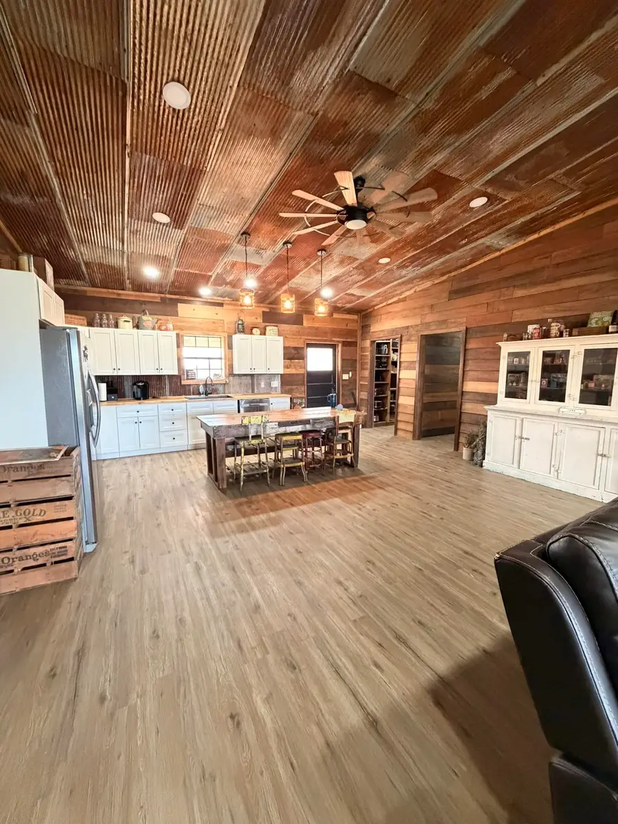 31097 51st Rd, Arkansas City, KS 67005 - #2