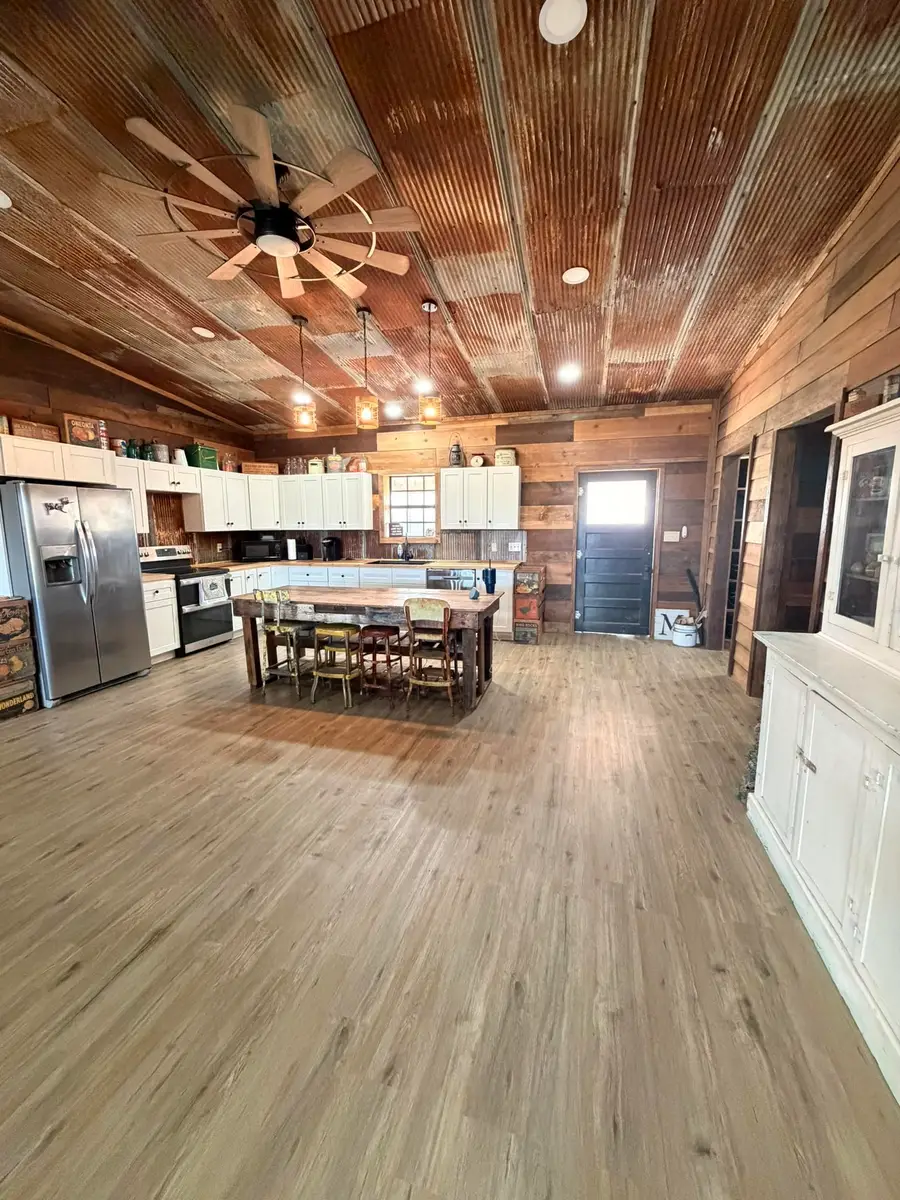 31097 51st Rd, Arkansas City, KS 67005 - #3