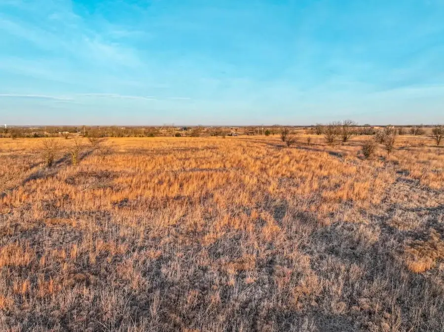 000 SW Shumway Rd, El Dorado, KS 67042 - #2